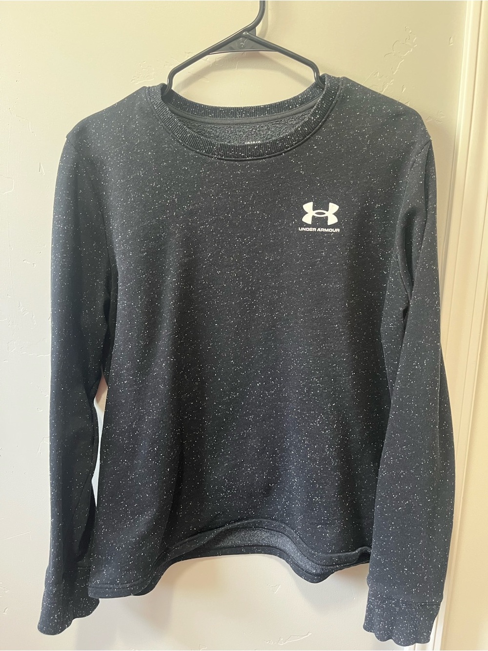 Under Armour Black Speckled Sweatshirt women large